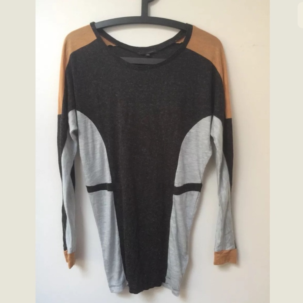Urban Outfitters dress sweater. XS. New. No tag